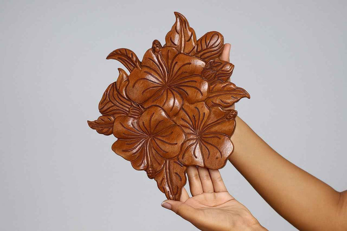 kveer wood Handcrafted Wooden Hibiscus Wall Art – Decorative Flower Carving Panel for Home & Office | Natural Finish Wood Wall Hanging Decor