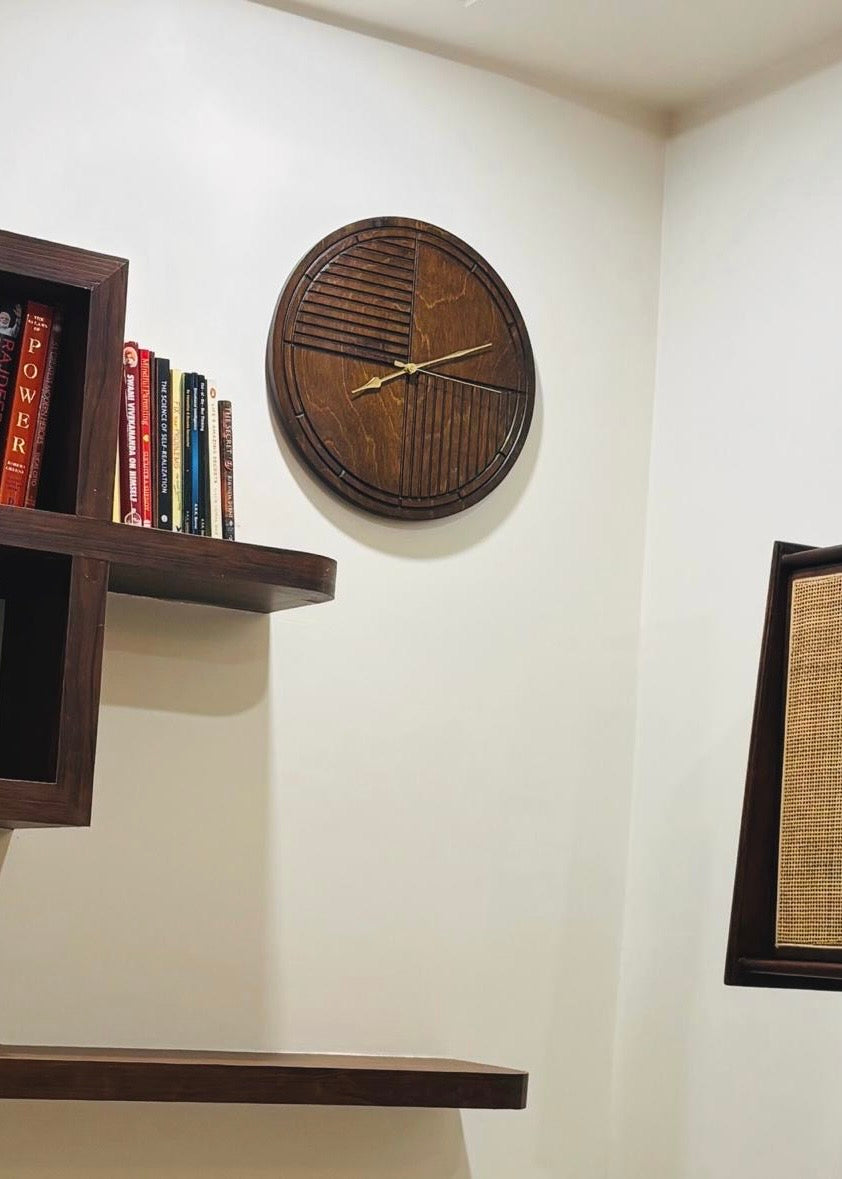 KVEER Minimalist Wall Clock
