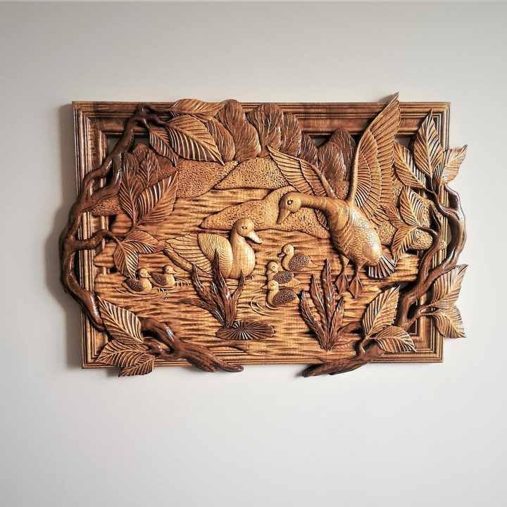 kveer wood Handcrafted Wooden Duck Family Wall Art, 3D Carved Nature Scene, Rustic Home Decor