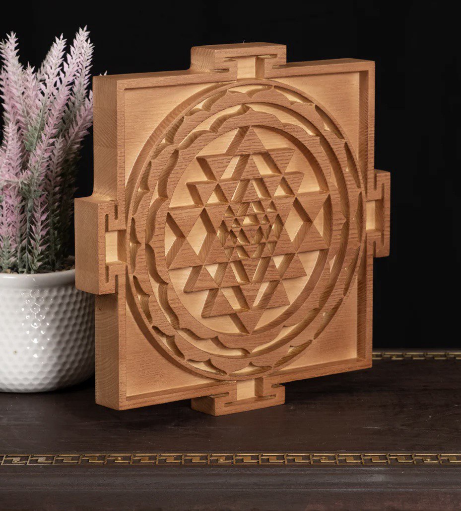 kveer wood Handcrafted Wooden Sri Yantra Wall Hanging – Sacred Geometry Vastu Symbol for Meditation & Positive Energy – Traditional Indian Spiritual Home Decor wood