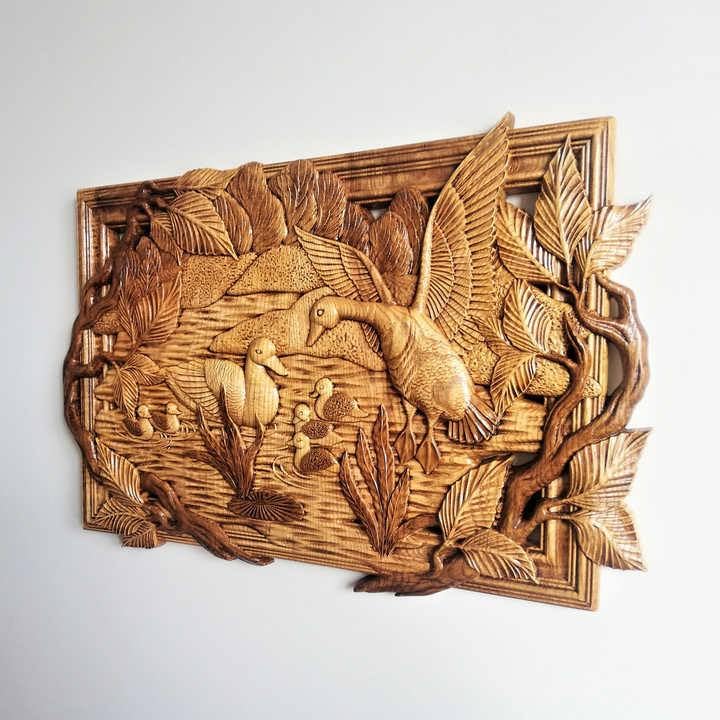 kveer wood Handcrafted Wooden Duck Family Wall Art, 3D Carved Nature Scene, Rustic Home Decor
