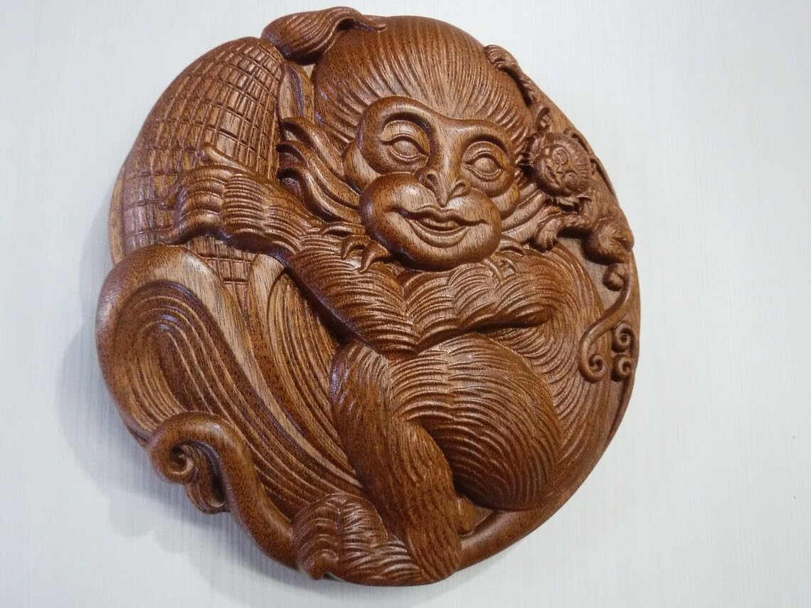 kveer Handcrafted Wooden Monkey Wall Art, Round Decorative Carving, Handmade Home Office Décor