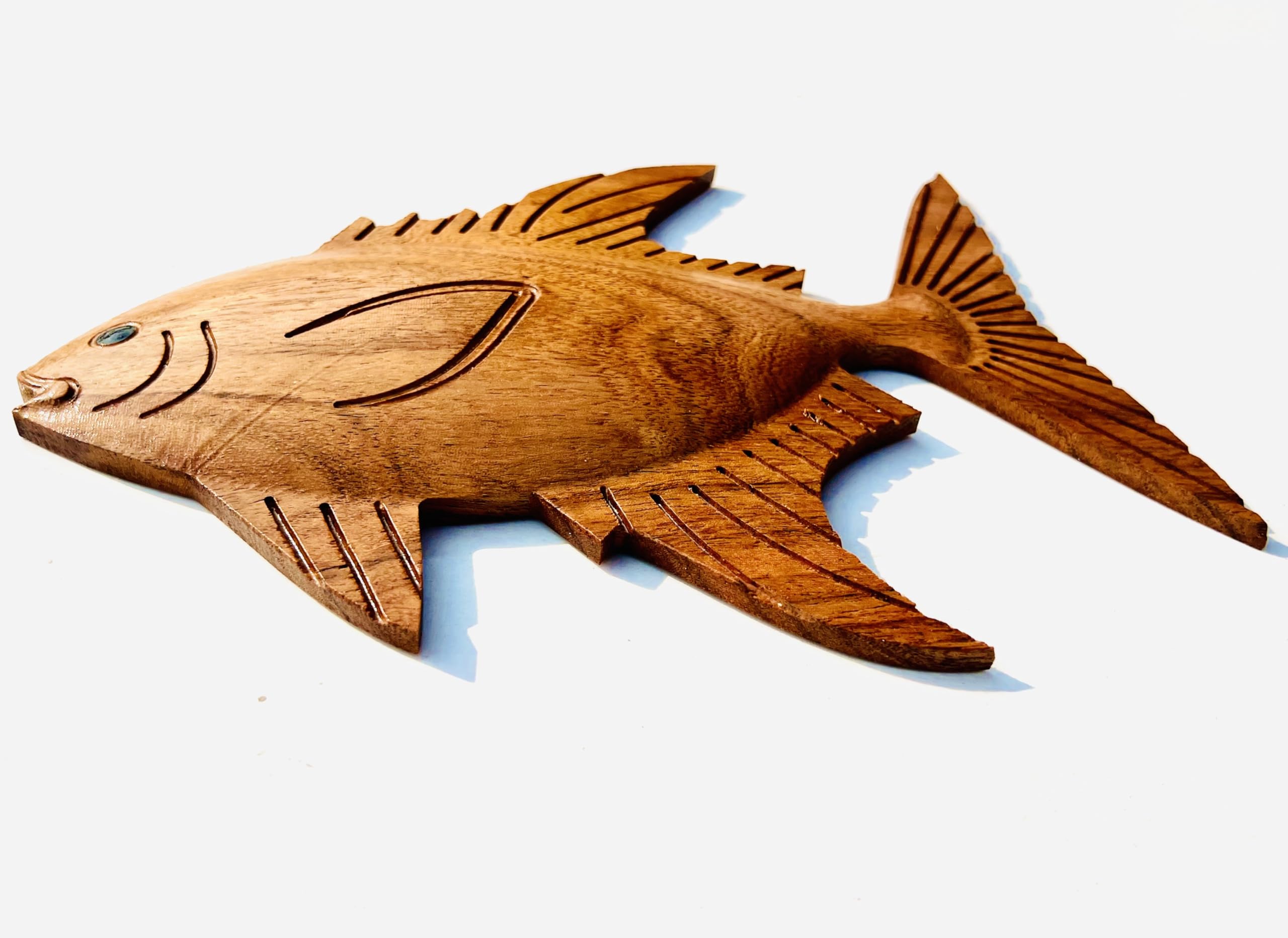 kveer wood Handcrafted Wooden Fish Wall Art – Decorative Hanging Fish Sculpture for Home, Office, or Beach House Decor – Natural Finish Wood Carving – 3D Marine Wall Accent