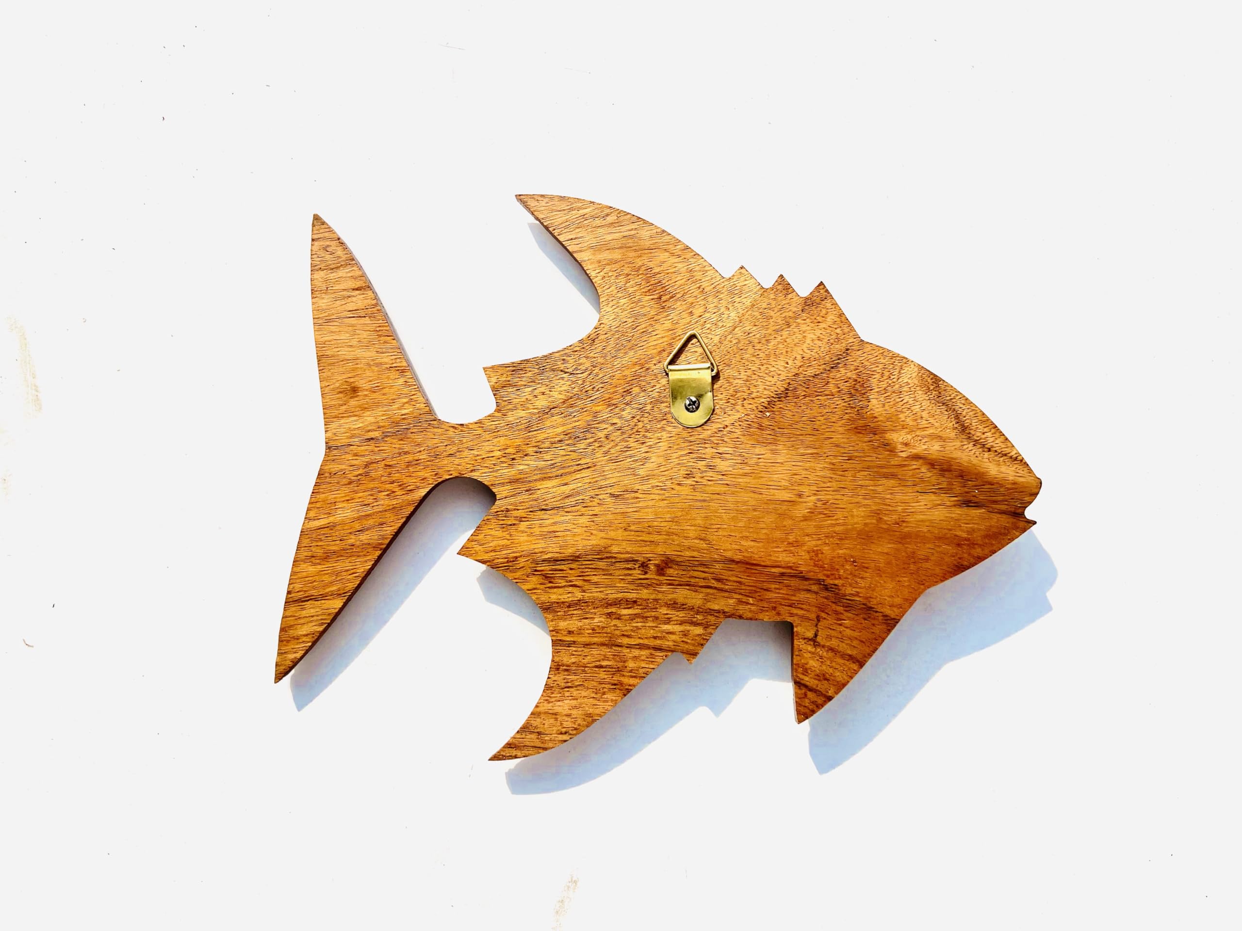 kveer wood Handcrafted Wooden Fish Wall Art – Decorative Hanging Fish Sculpture for Home, Office, or Beach House Decor – Natural Finish Wood Carving – 3D Marine Wall Accent