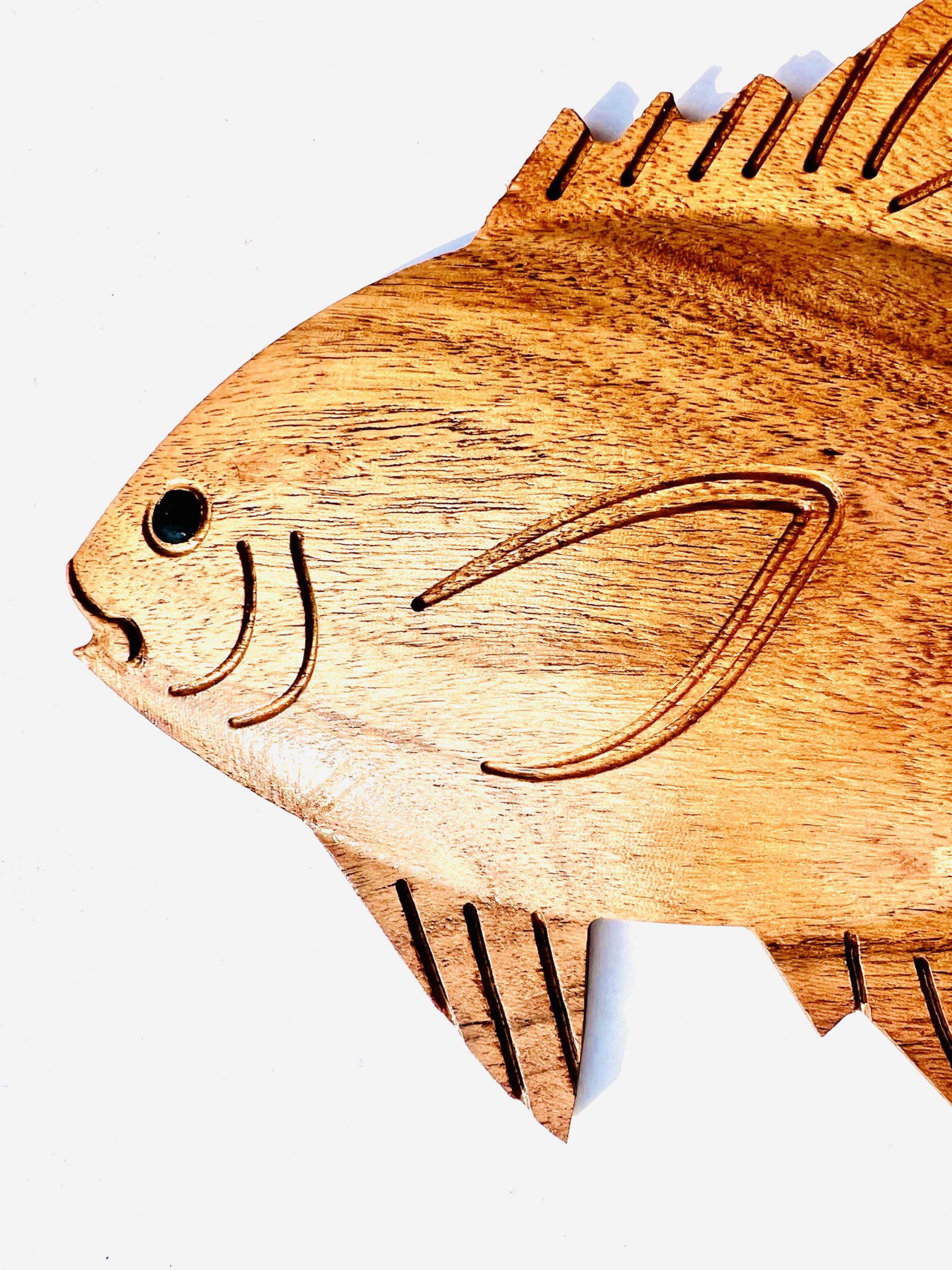 kveer wood Handcrafted Wooden Fish Wall Art – Decorative Hanging Fish Sculpture for Home, Office, or Beach House Decor – Natural Finish Wood Carving – 3D Marine Wall Accent