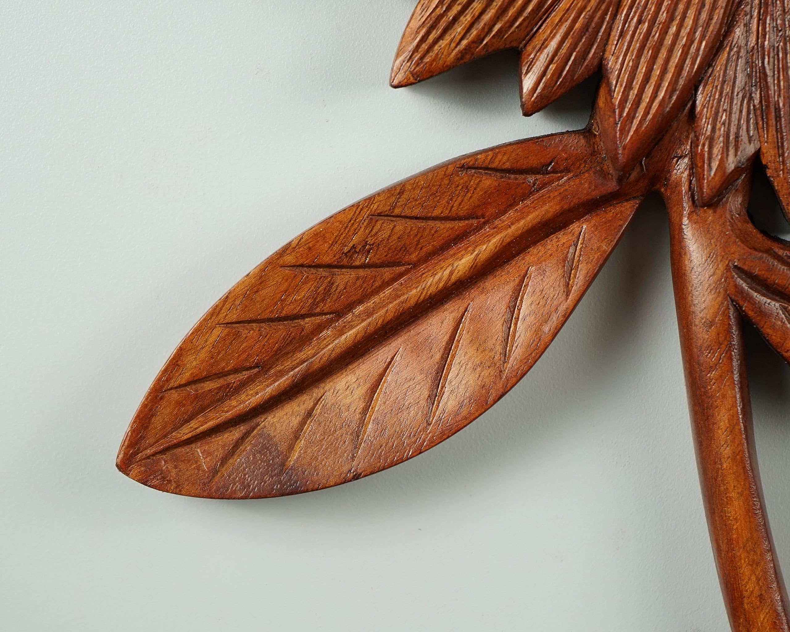 kveer Wood Handcrafted Sunflower Wall Art – Decorative Wooden Flower Hanging for Home & Office Decor – Natural Finish, 12 Inch