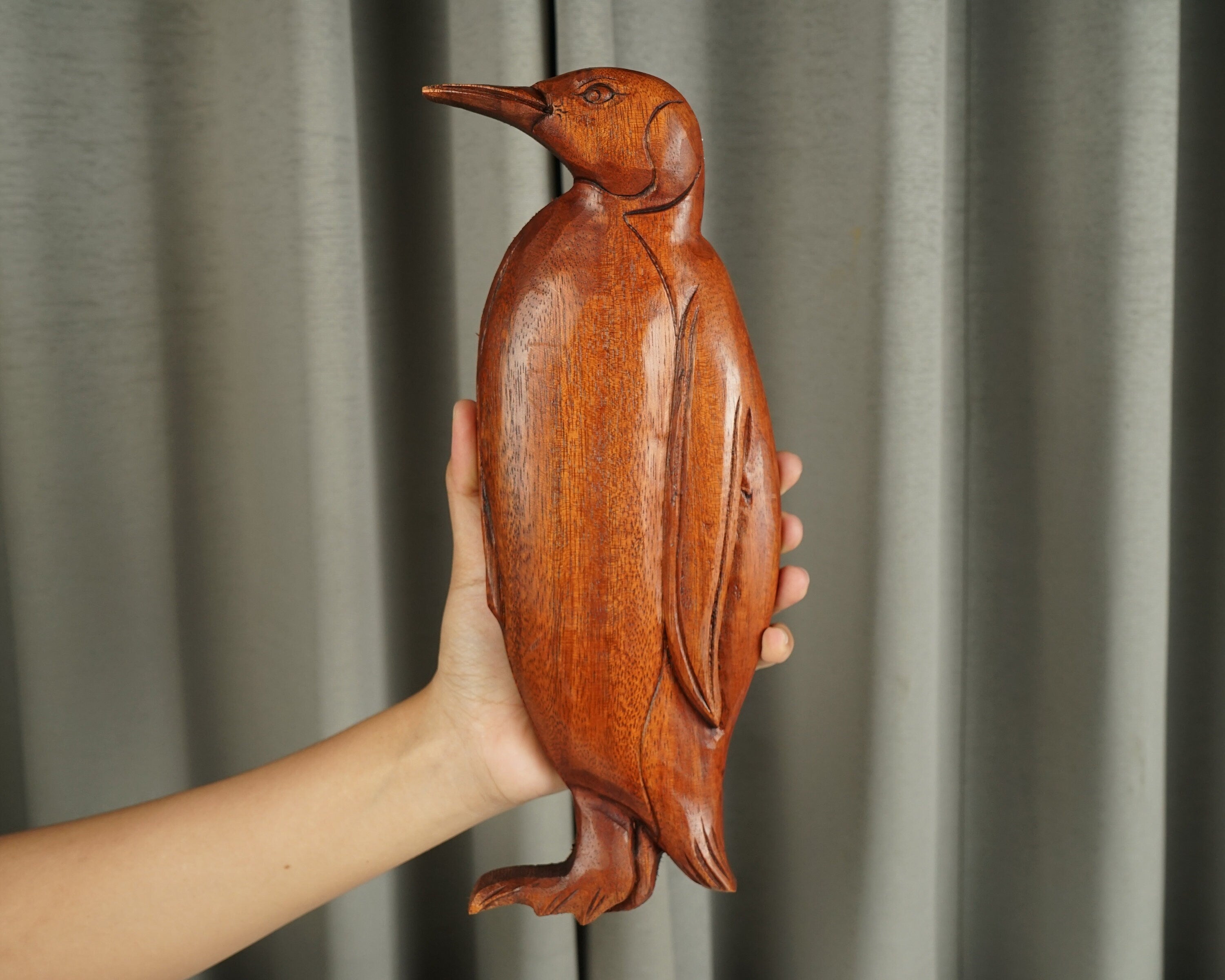 kveer wood Art Solid Wood Penguine Wall Art | Wood Carving | Room Decor | Honey Finish