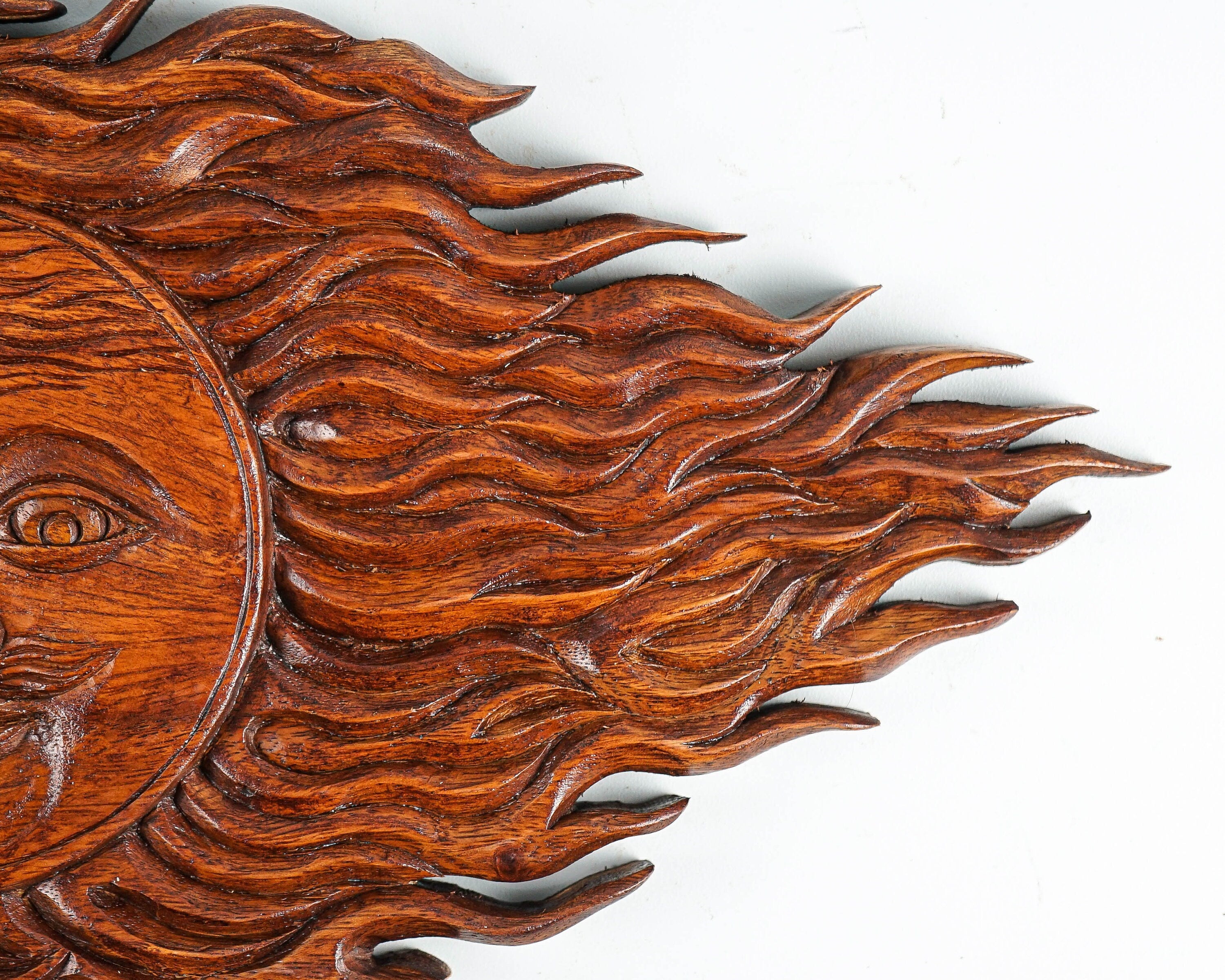 kveer SS Art Solid Wood Sun Wall Art | Wood Carving | Room Decor | Honey Finish