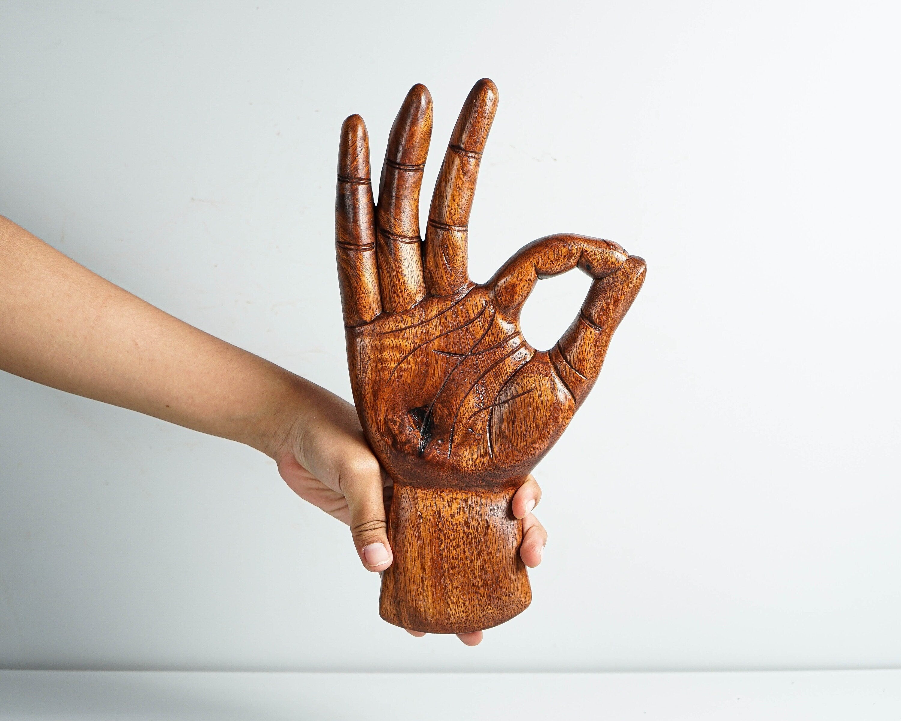 kveer WOOD Wooden Hand Wall Art – OK Gesture Carved Hand Sculpture – Solid Wood Decorative Wall Hanging for Home, Yoga Studio, Office, Meditation Room – Natural Brown Finish